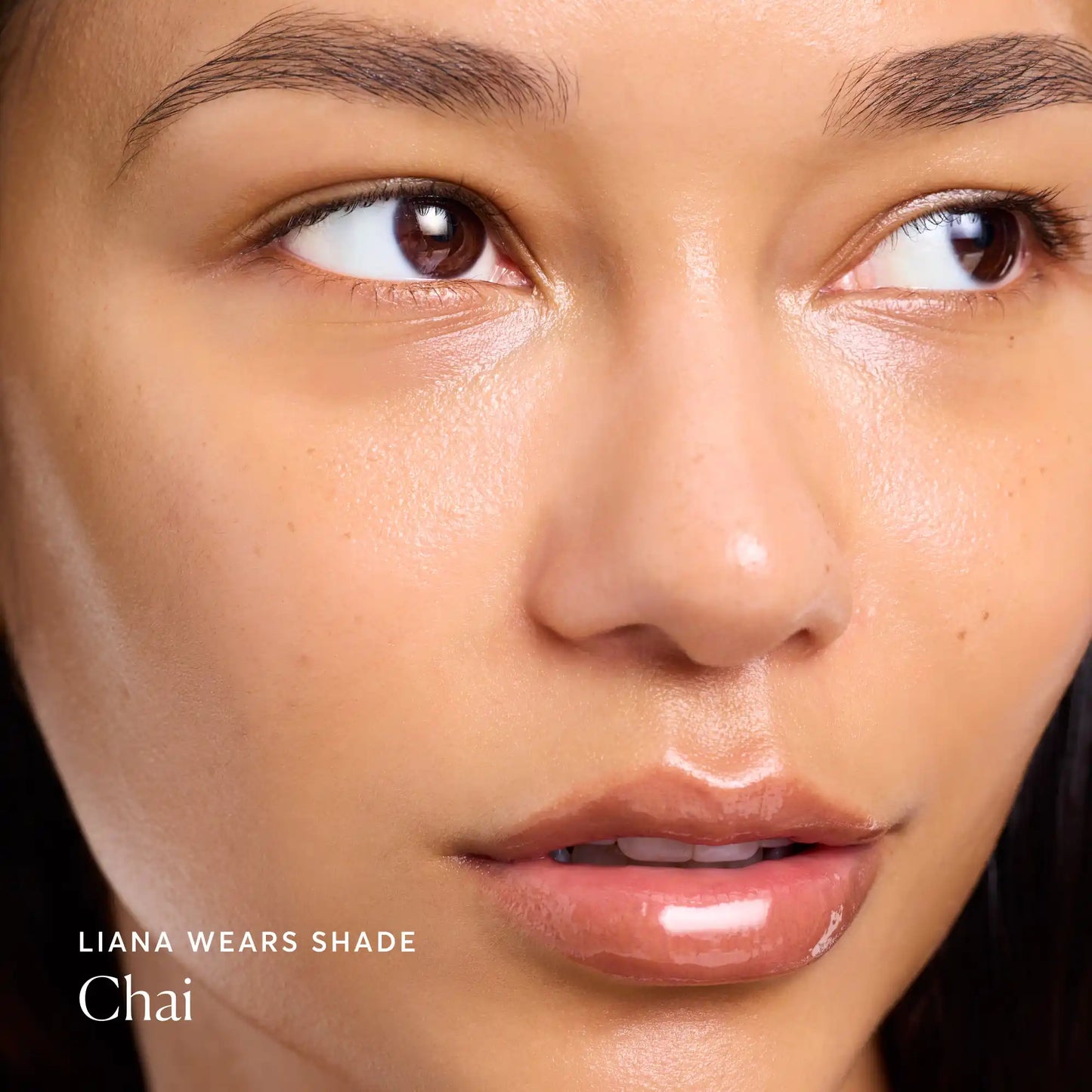 phyto-glow-lip-balm-chai-a9 NATR-60111-Alt-Images-Phyto-Glow-Lip-Balm-Chai-04.webp