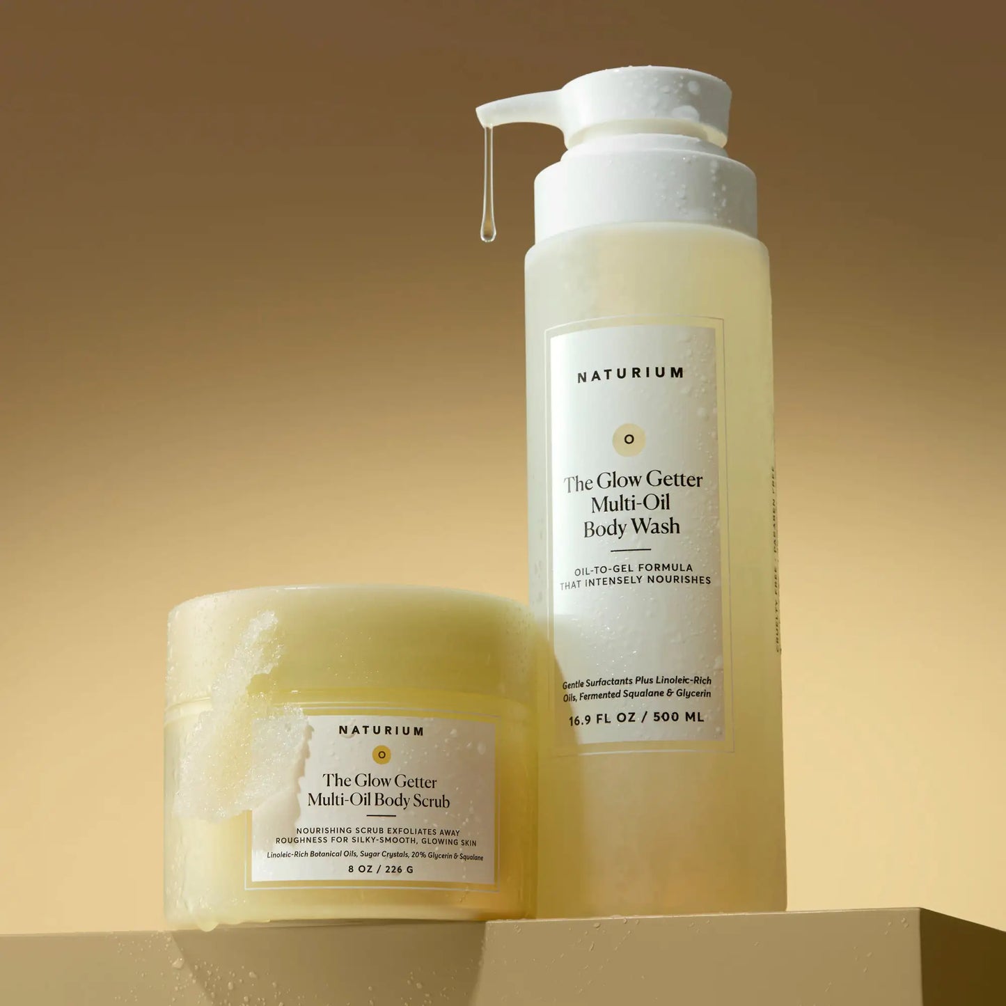 the-glow-getter-shower-bundle-z0 NATR_Glow_Getter_Scrub_Body_Wash.webp