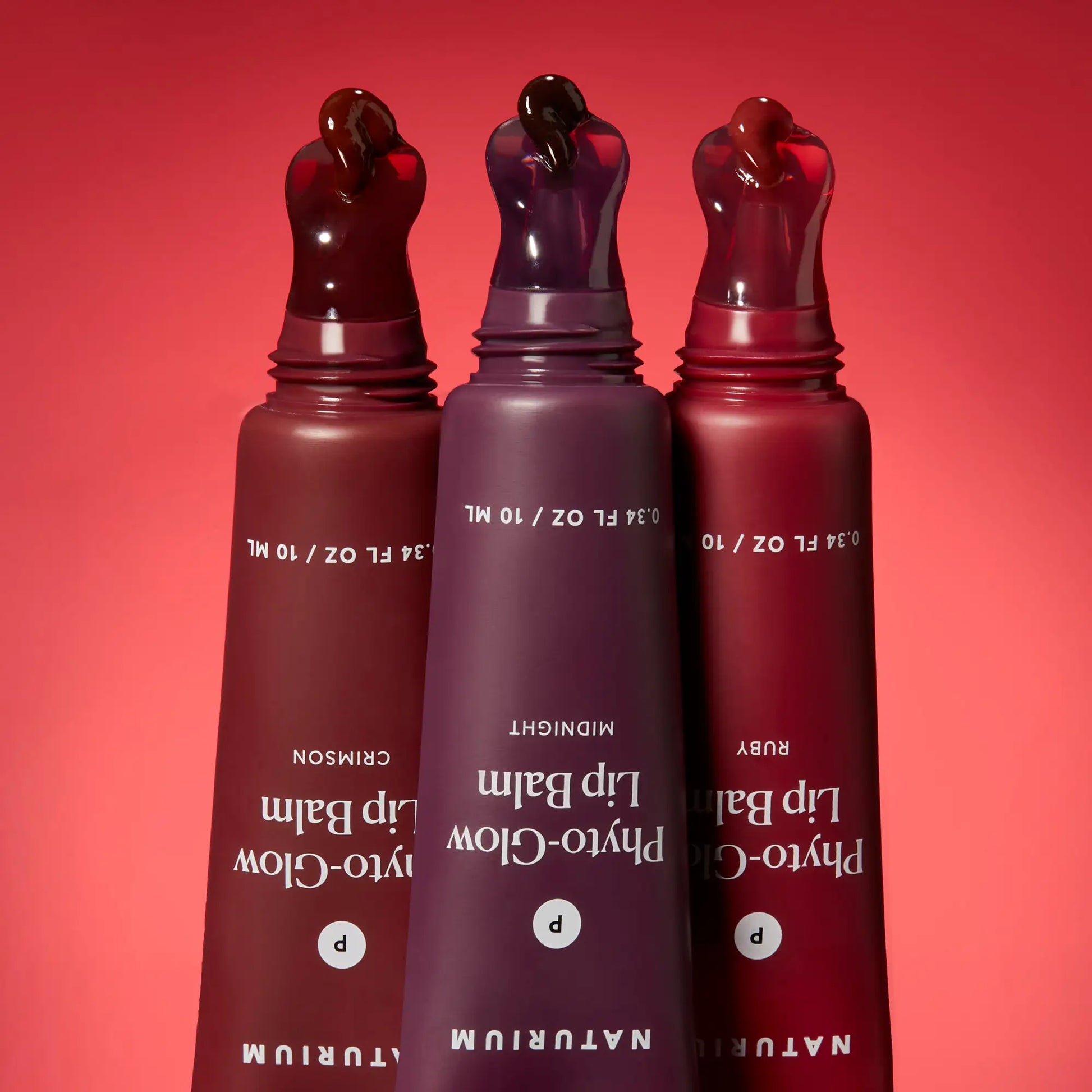 phyto-glow-lip-balm-crimson-j2 phytoglow-moody_6357-crop_1_e73a7054-8061-4f72-8a58-c0111f6fcffa.webp